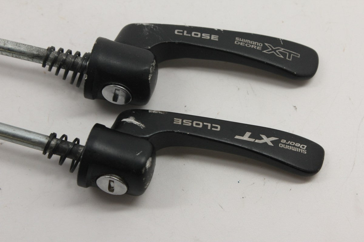 Shimano XT M750 Skewer Set: Black