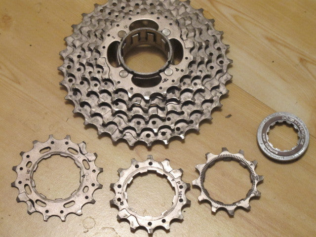 Shimano XT CS-m737 8-Speed Cassette (11-30t) type I- Near NOS