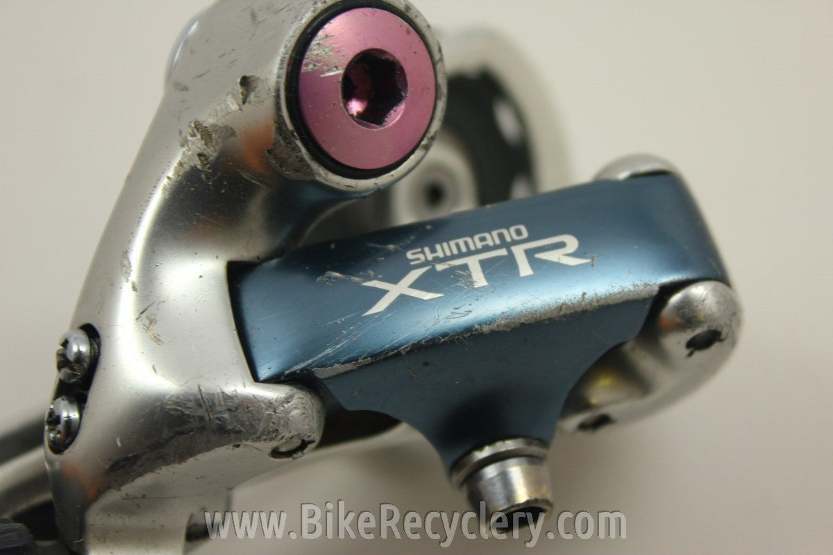 Shimano XTR RD-M900 Rear Derailleur: Short-cage, Purple SRP Bolt