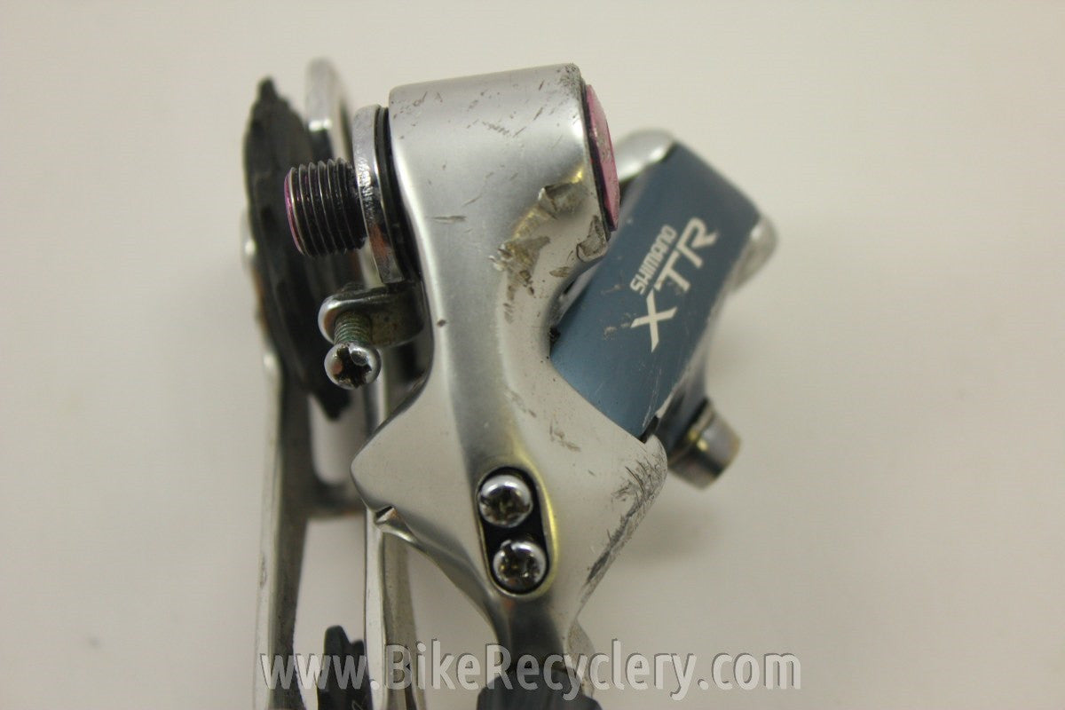 Shimano XTR RD-M900 Rear Derailleur: Short-cage, Purple SRP Bolt