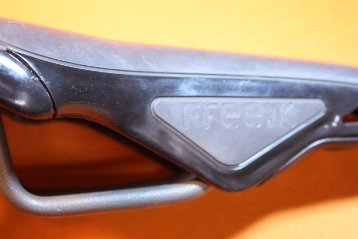 Fi'z:ik Freek DH/Freeride Saddle: New