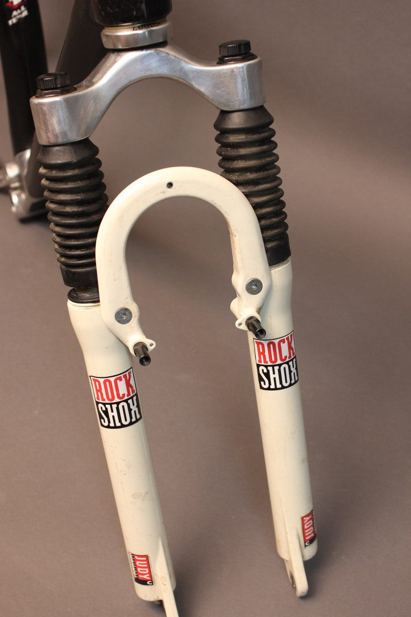 1998 GT STS 1000-DS Frame: Thermoplastic Carbon Fiber, Rockshox Super Deluxe, RARE