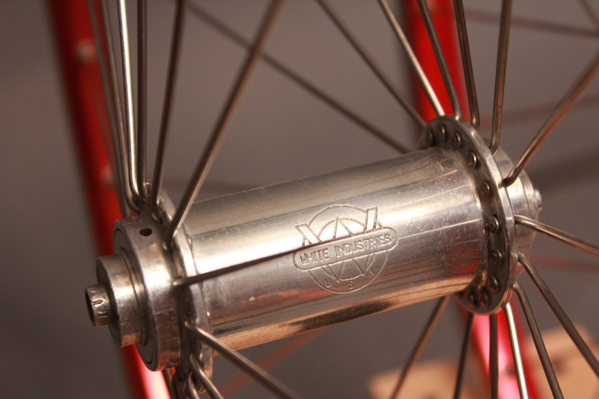 White Industries Ti / Velocity Synergy 26" Wheelset: Red Anodized, 32H 8/9/10sp Rim Brake