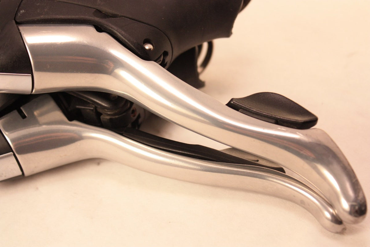 Shimano Ultegra ST-6600 10-speed STI Shifters