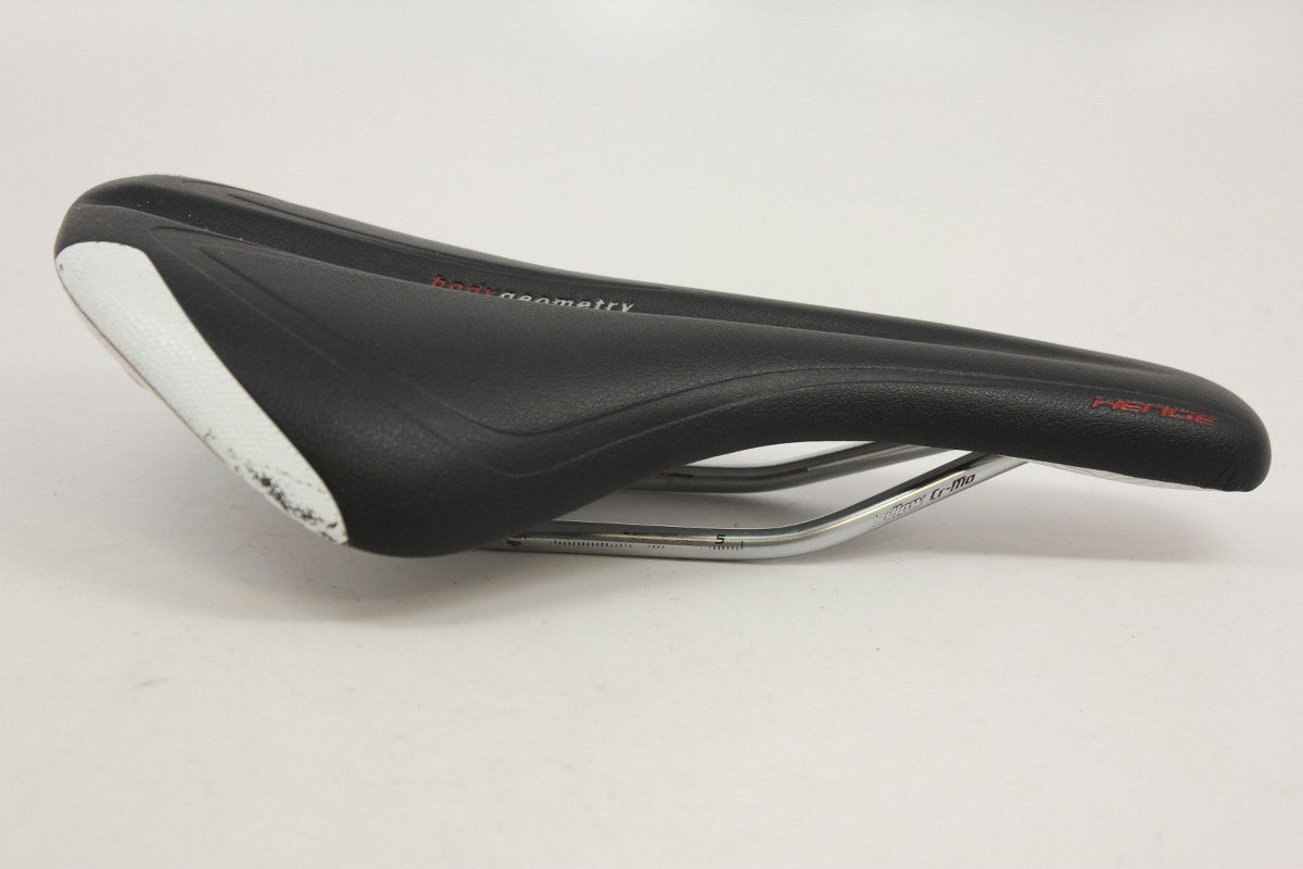 Specialized Henge Saddle: 155mm Wide