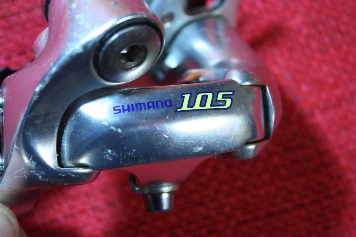 Shimano 105 Rear Derailleur: RD-5500 Short Cage Silver
