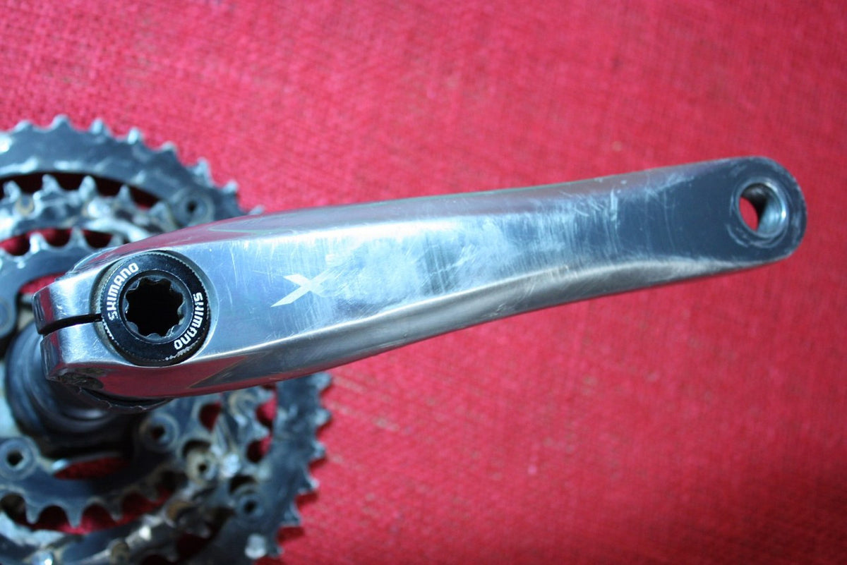 Shimano XTR Triple Crankset: FC-M960, 175mm w/bb