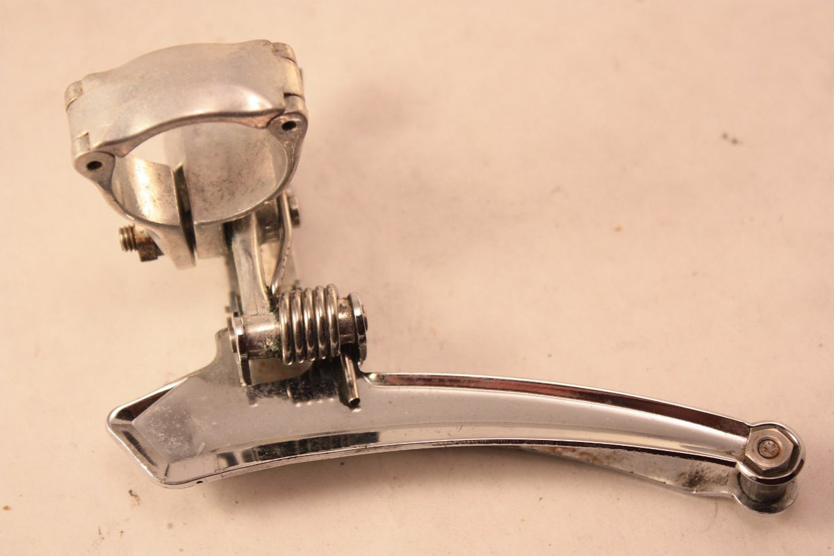 Campagnolo Victory Front Derailleur: 28.6mm