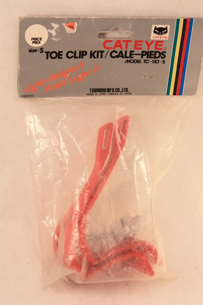 NIB Vintage Cateye Toe Clips, Red: 1980's Size Med