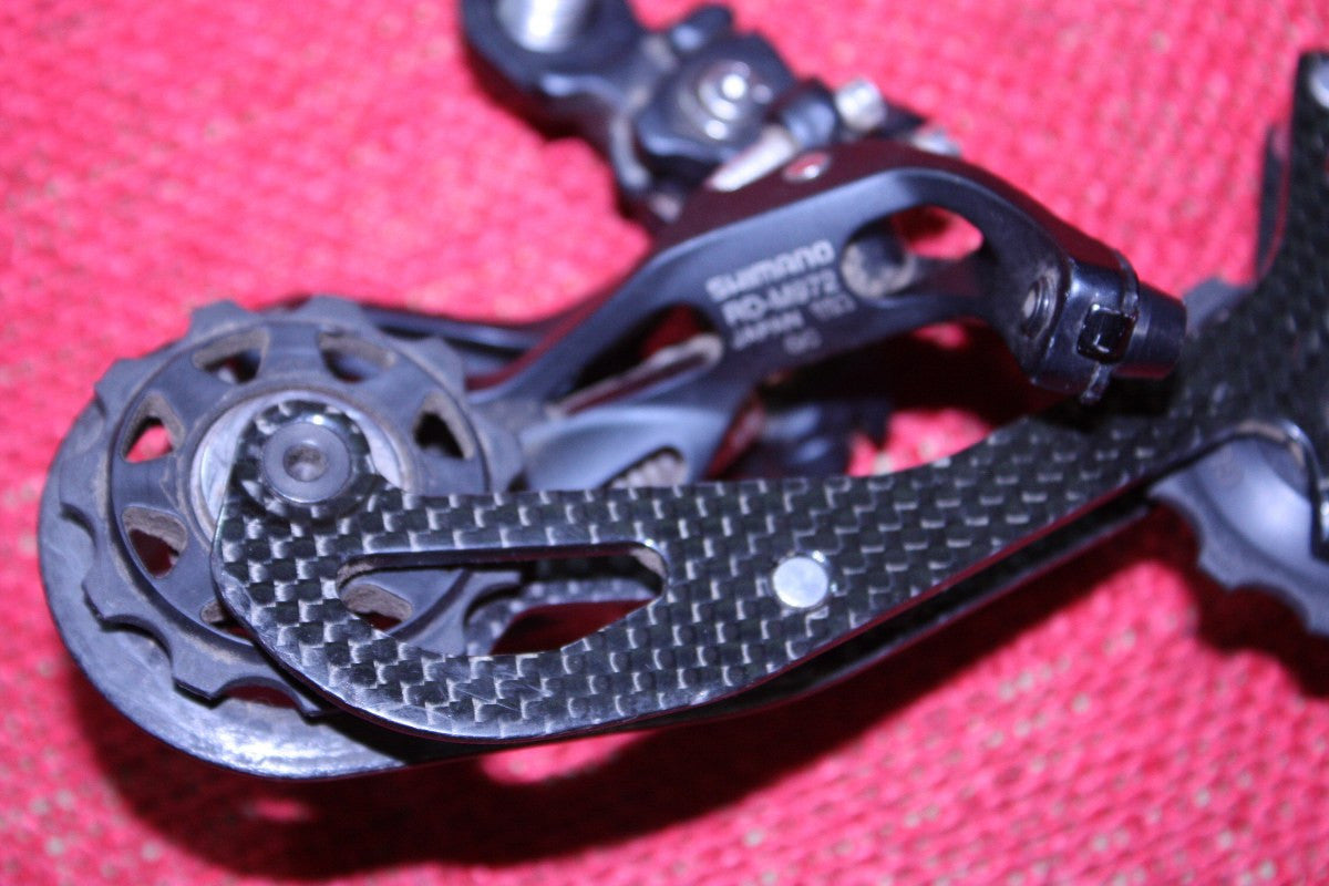 Shimano XTR RD-M972 Rear Derailleur: 9 Speed, Carbon Cage, NON-Rapidrise