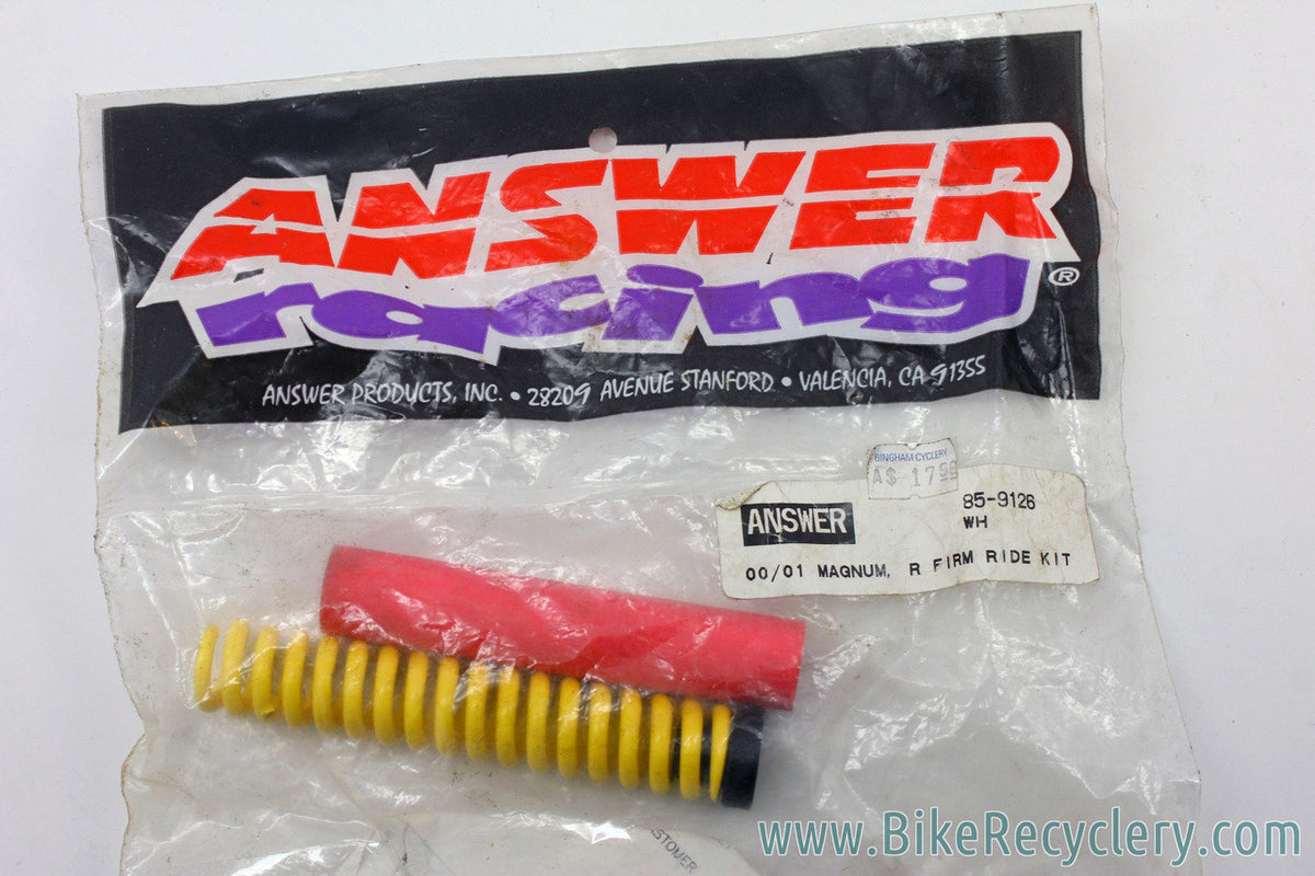 Vintage Manitou MCU Elastomer & Spring Rebuild Kit: 2000 & 2001 Magnum / Magnum R (firm)