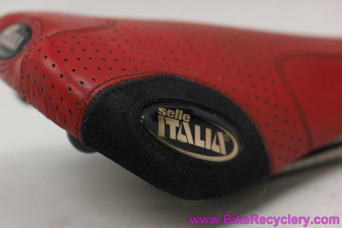 Selle Italia Flite Titanium Saddle: Red w/ Black Kevlar (Low Miles)