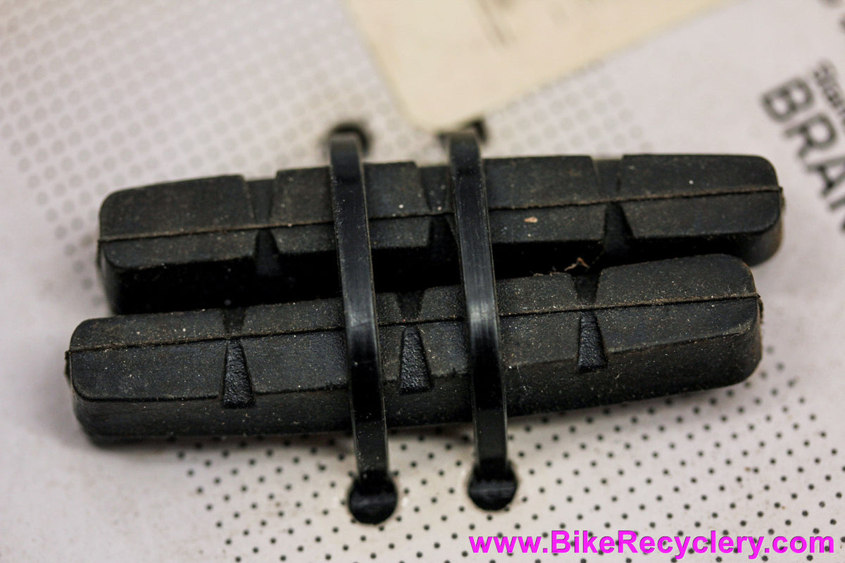 Clarks Road Brake Pads For Shimano Cartridge: Alloy - Black (Pair)