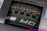 Schwalbe Rock Razor 27.5 x 2.35 650b: Evo TLE SnakeSkin Addix Soft - Folding (NEW)
