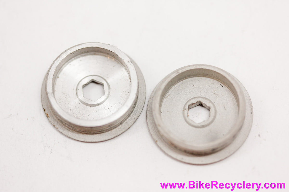 Ofmega Mistral Crank Dust Caps: Grey (Near MINT)