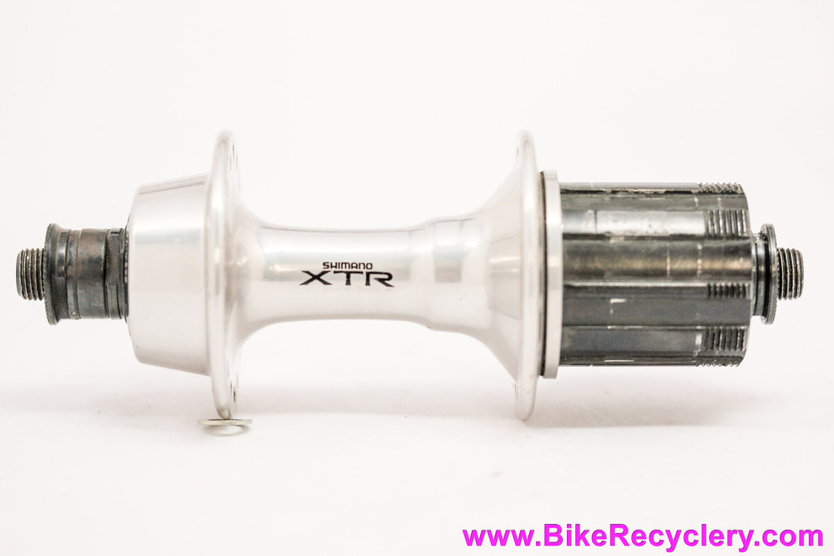 Shimano XTR M900 1st Gen Hubset: 32H x 135mm - 8 Speed - HB-M900 / FH-M900 (Mint Rear + EXC Front)