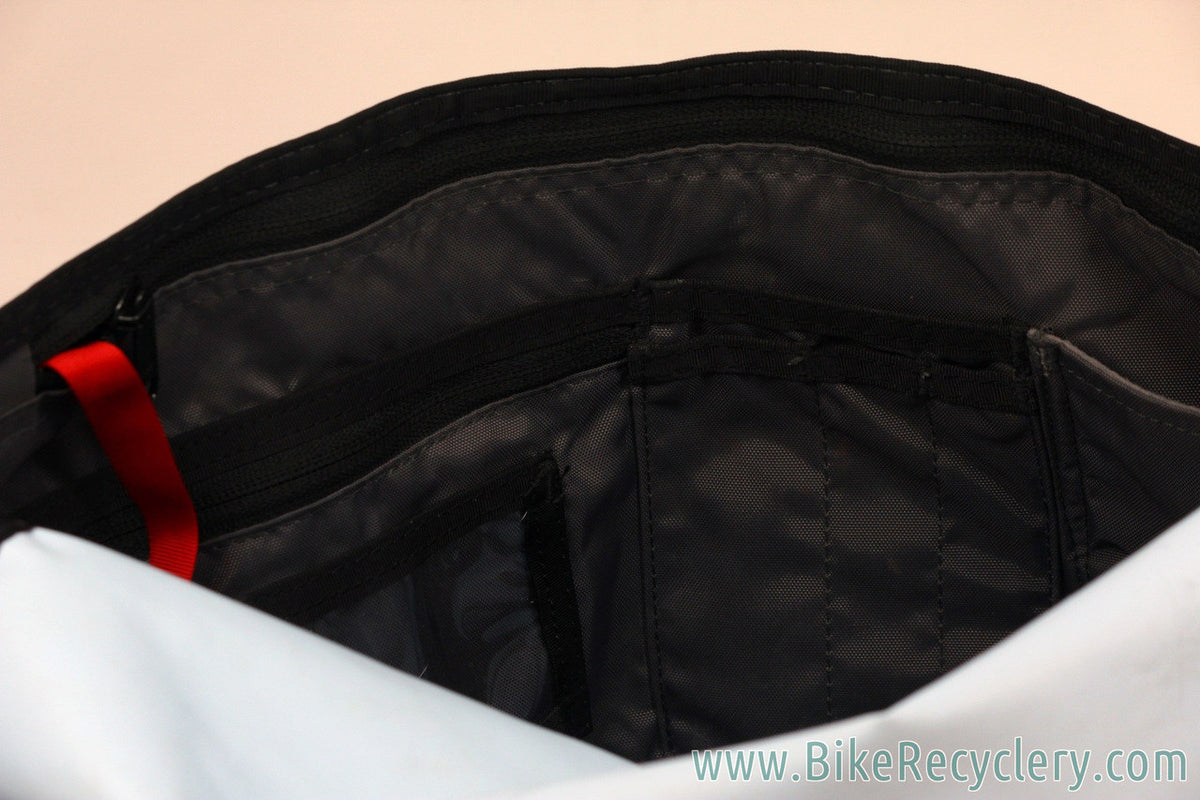 Timbuk2 Custom Classic Commuter Messenger Bag: Blue (Almost New)