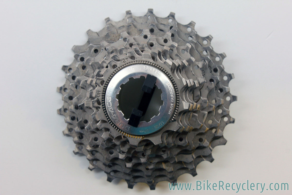 Shimano Dura Ace CS-7700 9 Speed Cassette: 12-25t (MINT <100 miles)