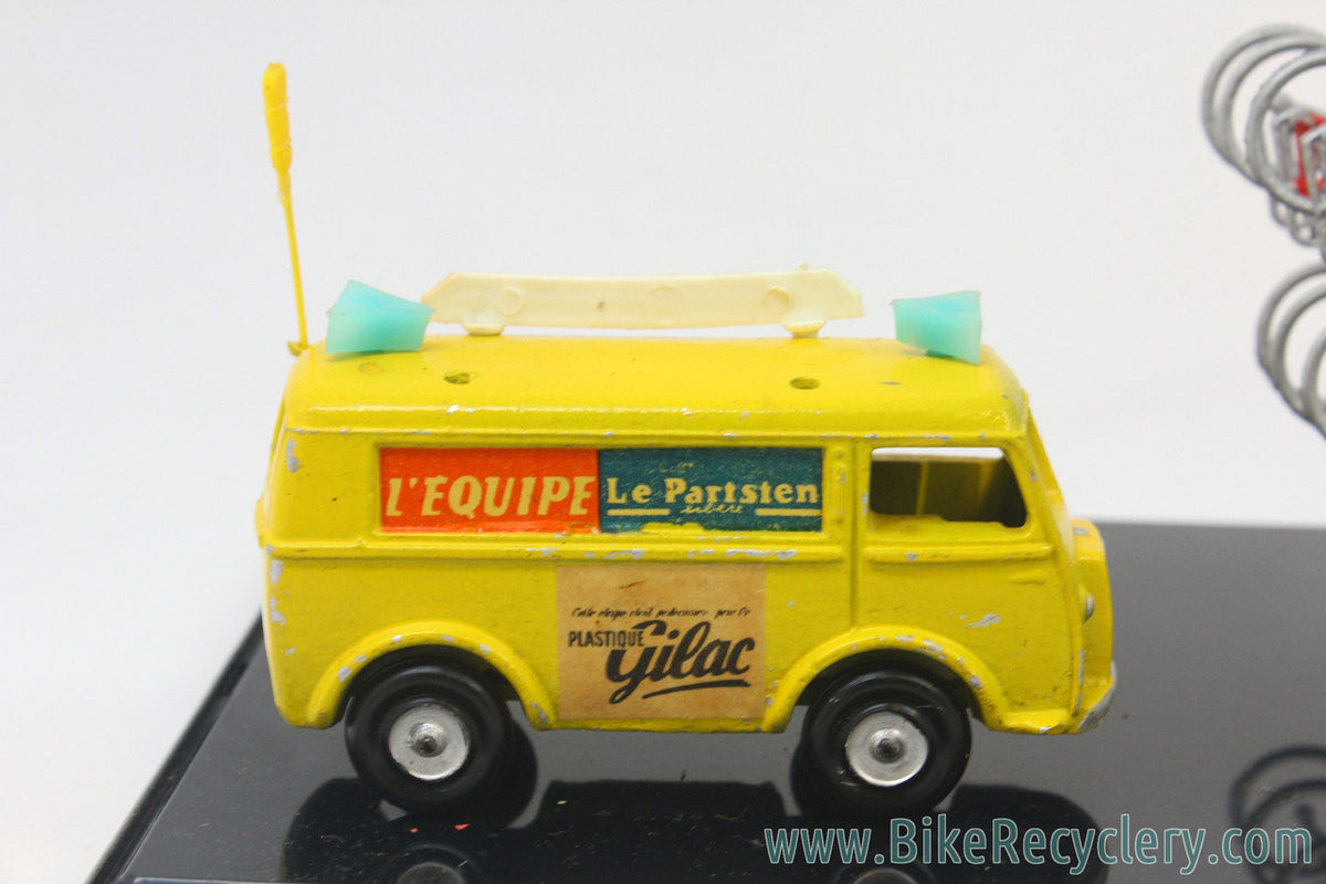 Vintage Tour De France Cycling Miniatures Collection: 20 Salza & Foundries Roger Figurines - 3 Team Cars - 1950's 1960's 1970's