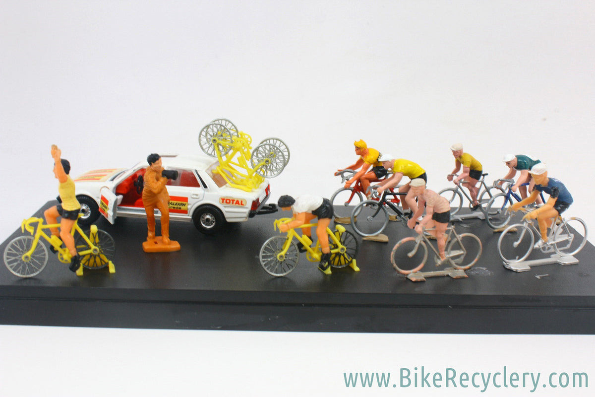 Vintage Tour De France Cycling Miniatures Collection: 20 Salza & Foundries Roger Figurines - 3 Team Cars - 1950's 1960's 1970's