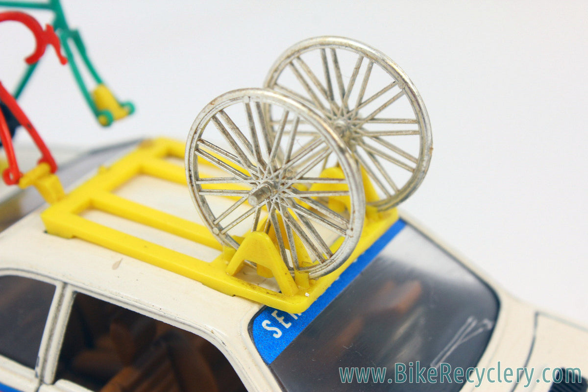 Vintage Tour De France Cycling Miniatures Collection: 20 Salza & Foundries Roger Figurines - 3 Team Cars - 1950's 1960's 1970's
