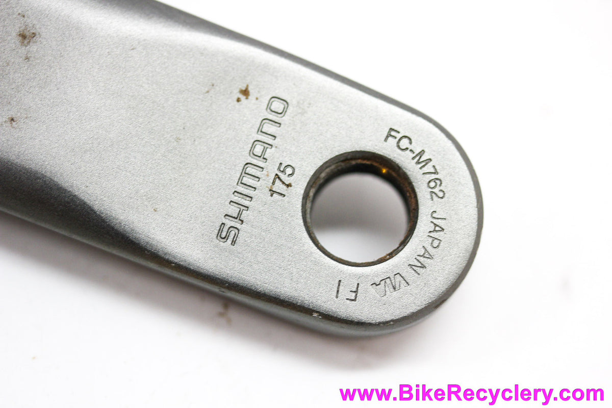 Shimano XT Hollowtech II 9 Speed Crankset: FC-M762 - 175mm x 44/32/22t (EXC+)
